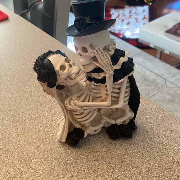 Halloween decoration - Picture 1 of 4